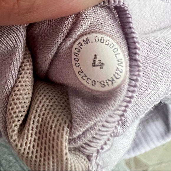 Lululemon Ribbed Nulu High-Neck Yoga Bra Faint Lavender (Size 4) - Picture 9 of 12